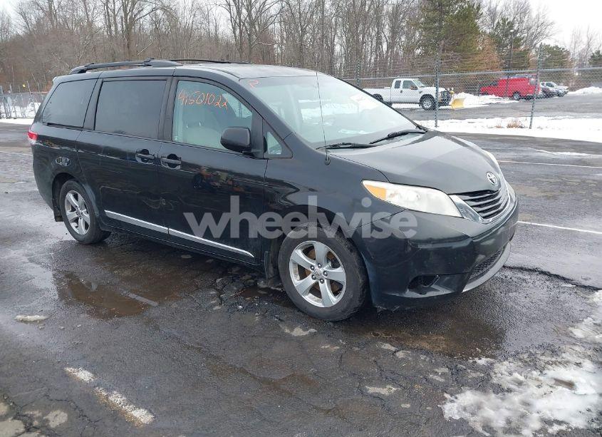 2012 Toyota Sienna LE V6 8 PASSENGER (VIN 5TDKK3DCXCS210695) main photo