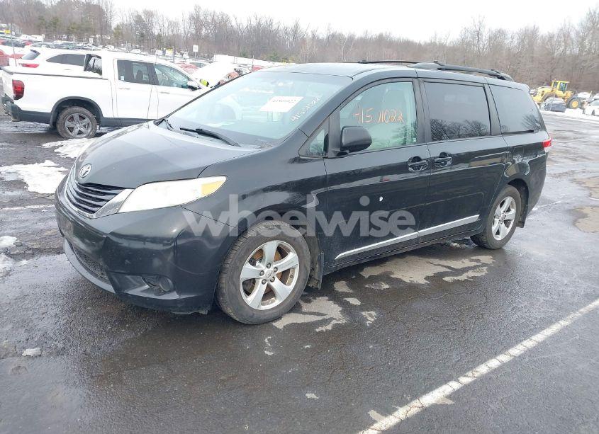 Photo 2 of 2012 Toyota Sienna LE V6 8 PASSENGER (VIN 5TDKK3DCXCS210695)