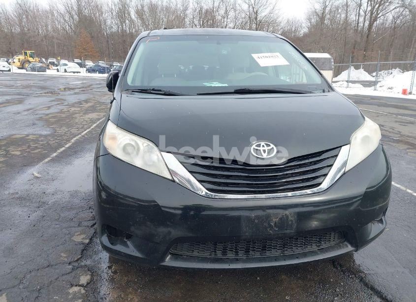 Photo 6 of 2012 Toyota Sienna LE V6 8 PASSENGER (VIN 5TDKK3DCXCS210695)