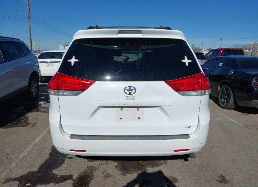 Photo 15 of 2012 Toyota Sienna LE V6 8 PASSENGER (VIN 5TDKK3DCXCS211331)