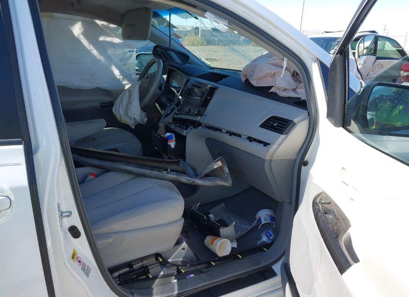 Photo 5 of 2012 Toyota Sienna LE V6 8 PASSENGER (VIN 5TDKK3DCXCS211331)