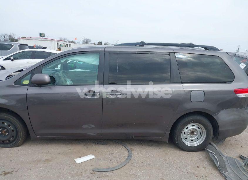 Photo 14 of 2012 Toyota Sienna LE V6 8 PASSENGER (VIN 5TDKK3DCXCS240148)