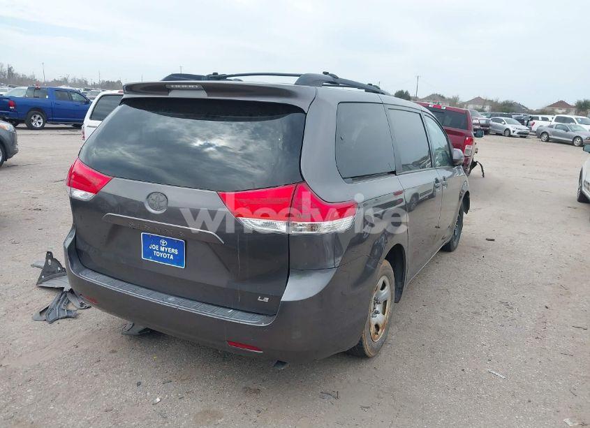 Photo 4 of 2012 Toyota Sienna LE V6 8 PASSENGER (VIN 5TDKK3DCXCS240148)