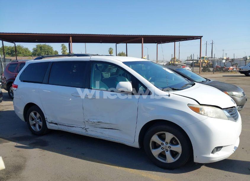 Photo 13 of 2013 Toyota Sienna LE V6 8 PASSENGER (VIN 5TDKK3DCXDS299086)