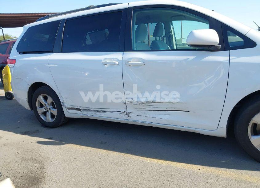 Photo 17 of 2013 Toyota Sienna LE V6 8 PASSENGER (VIN 5TDKK3DCXDS299086)