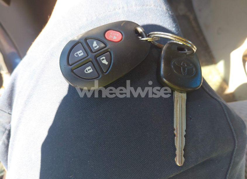 Photo 11 of 2013 Toyota Sienna LE V6 8 PASSENGER (VIN 5TDKK3DCXDS350005)