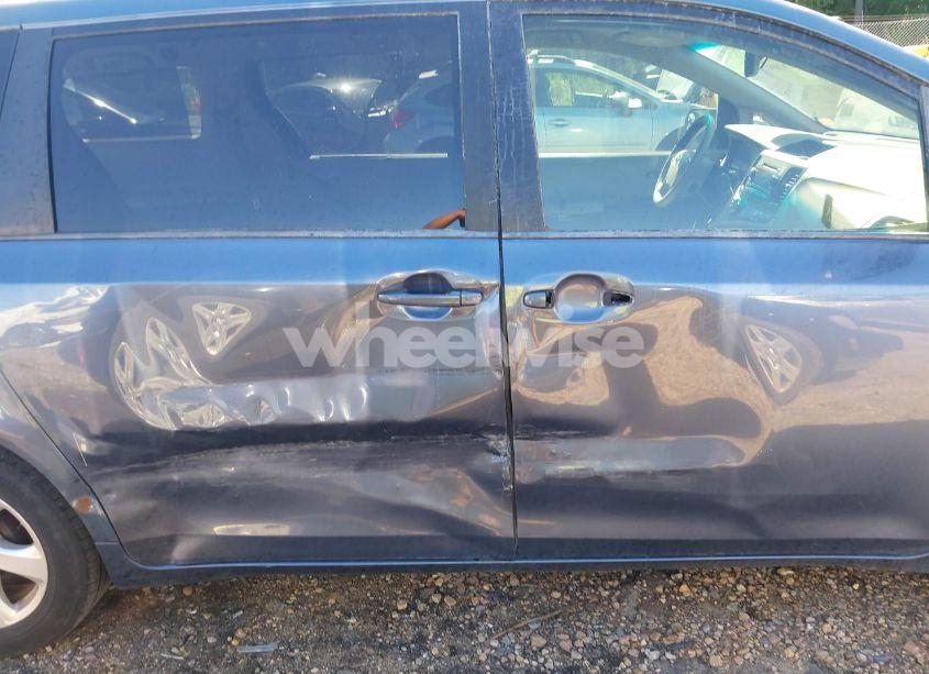 Photo 13 of 2013 Toyota Sienna LE V6 8 PASSENGER (VIN 5TDKK3DCXDS350005)