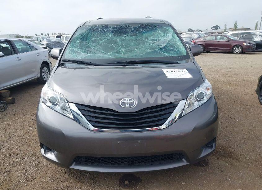 Photo 12 of 2013 Toyota Sienna LE V6 8 PASSENGER (VIN 5TDKK3DCXDS387152)