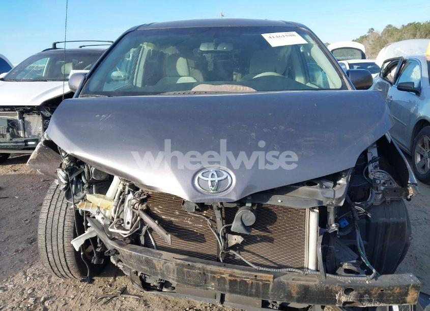 Photo 12 of 2014 Toyota Sienna LE V6 8 PASSENGER (VIN 5TDKK3DCXES488368)