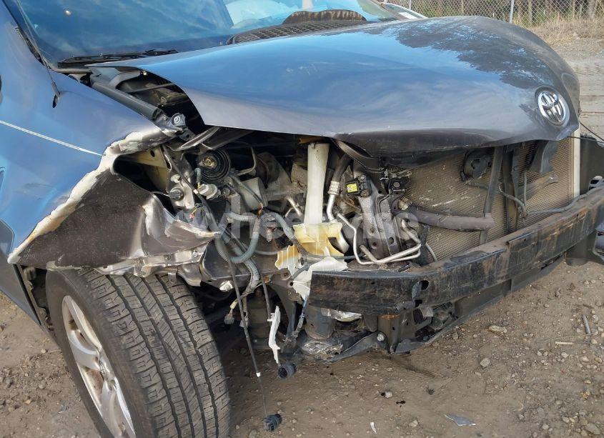 Photo 6 of 2014 Toyota Sienna LE V6 8 PASSENGER (VIN 5TDKK3DCXES488368)