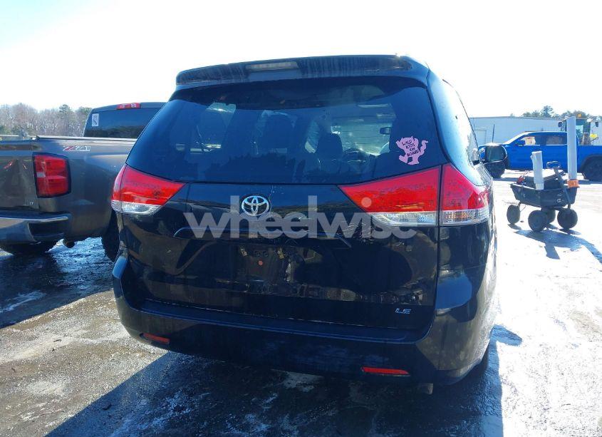 Photo 16 of 2014 Toyota Sienna LE V6 8 PASSENGER (VIN 5TDKK3DCXES504147)