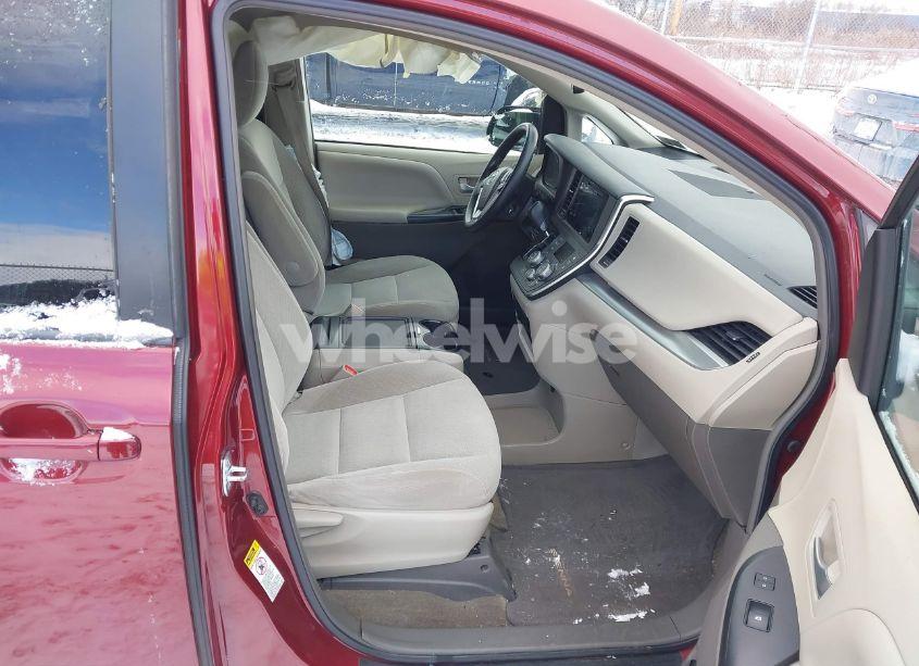 Photo 5 of 2015 Toyota Sienna LE 8 PASSENGER (VIN 5TDKK3DCXFS630137)