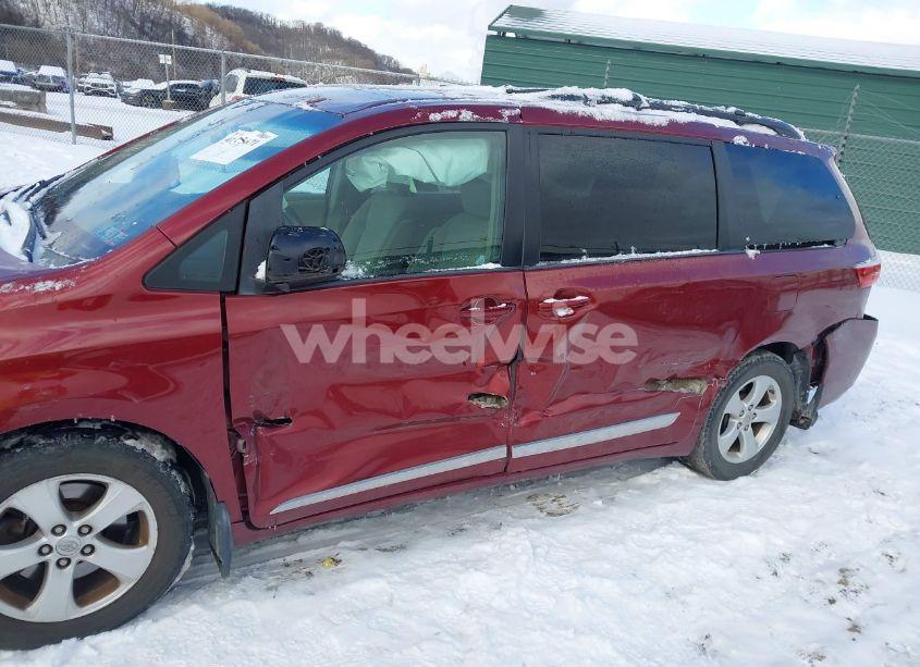 Photo 6 of 2015 Toyota Sienna LE 8 PASSENGER (VIN 5TDKK3DCXFS630137)