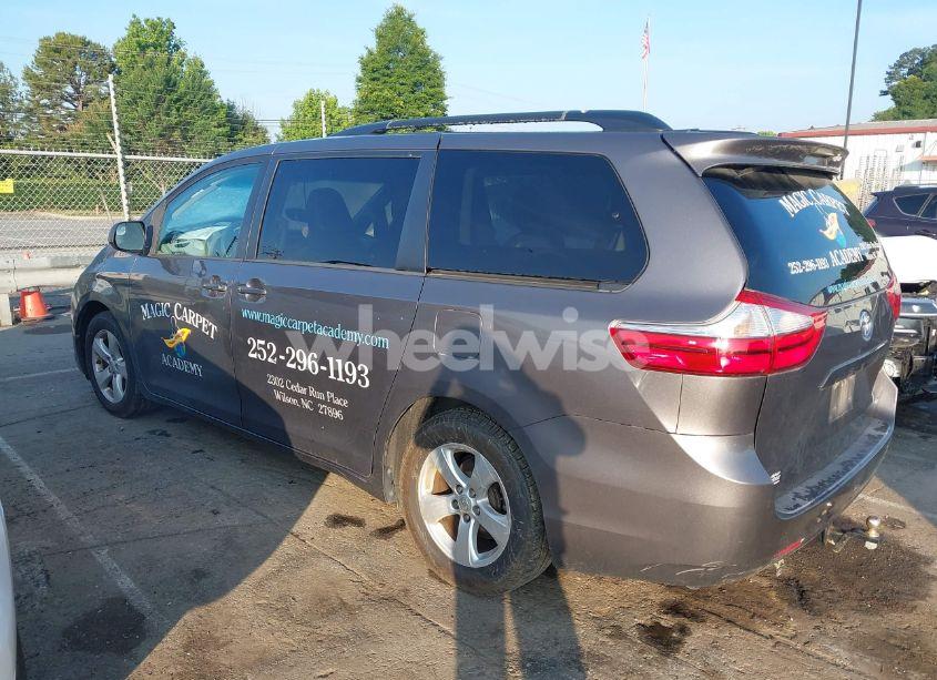 Photo 14 of 2015 Toyota Sienna LE 8 PASSENGER (VIN 5TDKK3DCXFS675224)