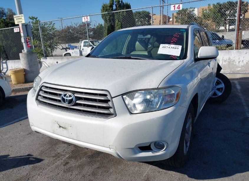 Photo 2 of 2010 Toyota Highlander SE V6 (VIN 5TDKK3EH0AS006284)