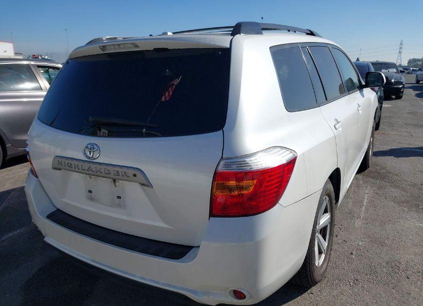 Photo 4 of 2010 Toyota Highlander SE V6 (VIN 5TDKK3EH0AS006284)