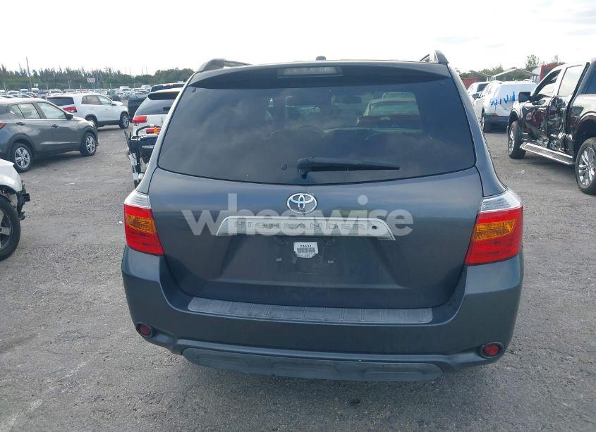 Photo 16 of 2010 Toyota Highlander SE V6 (VIN 5TDKK3EH3AS006666)