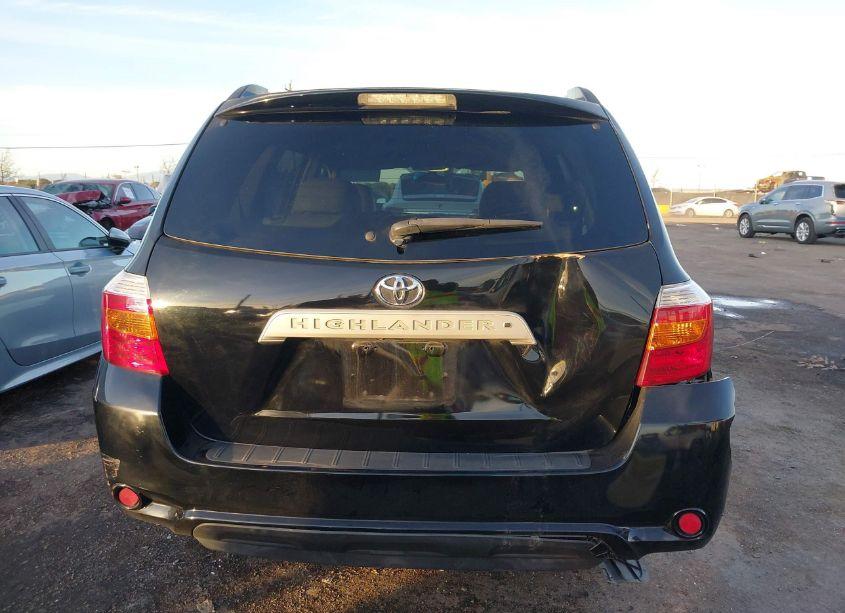 Photo 16 of 2010 Toyota Highlander SE (VIN 5TDKK3EH5AS021492)