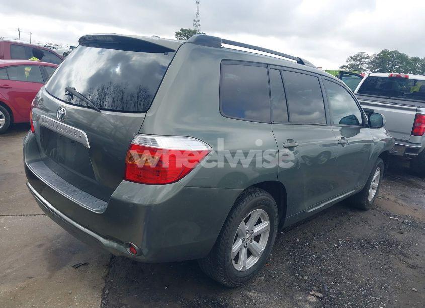 Photo 4 of 2010 Toyota Highlander SE V6 (VIN 5TDKK3EH6AS020948)