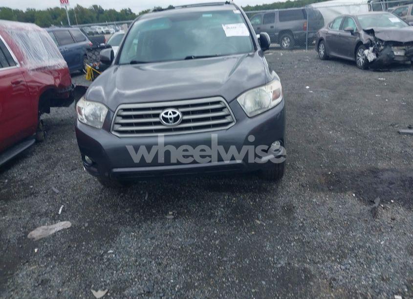 Photo 12 of 2010 Toyota Highlander SE V6 (VIN 5TDKK3EH7AS006136)