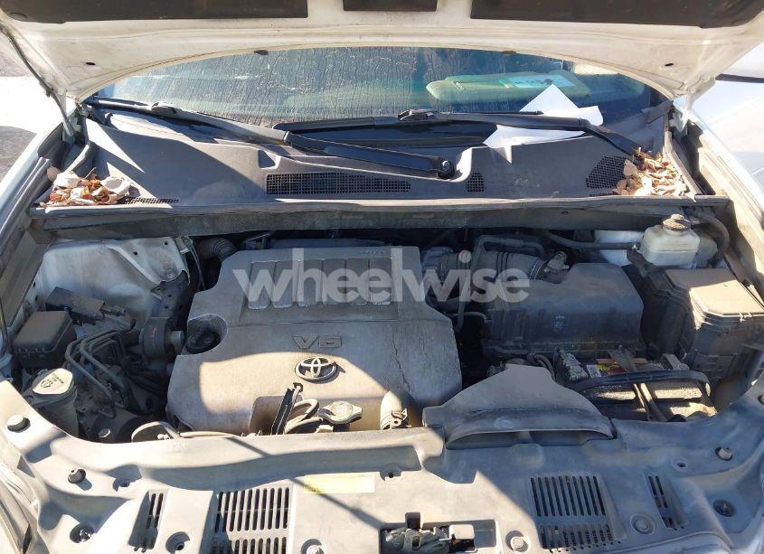 Photo 10 of 2010 Toyota Highlander SE V6 (VIN 5TDKK3EH8AS019834)