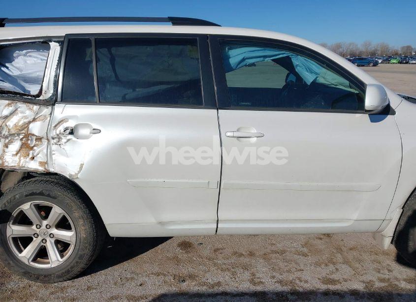 Photo 13 of 2010 Toyota Highlander SE V6 (VIN 5TDKK3EH8AS019834)