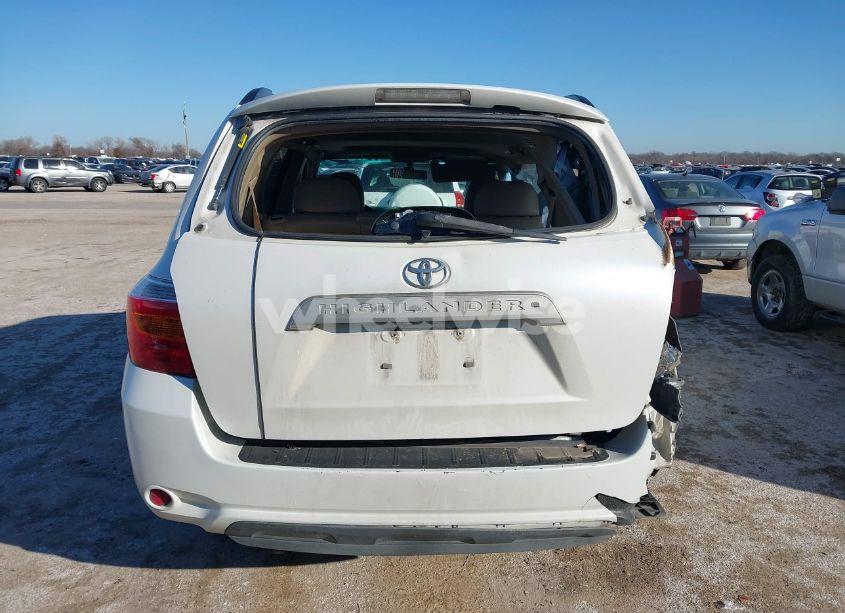 Photo 16 of 2010 Toyota Highlander SE V6 (VIN 5TDKK3EH8AS019834)