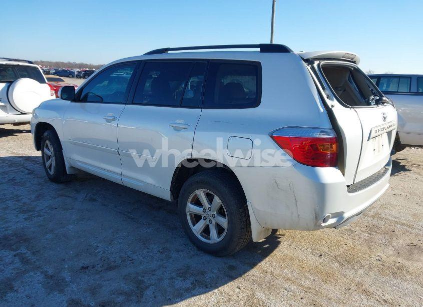 Photo 3 of 2010 Toyota Highlander SE V6 (VIN 5TDKK3EH8AS019834)