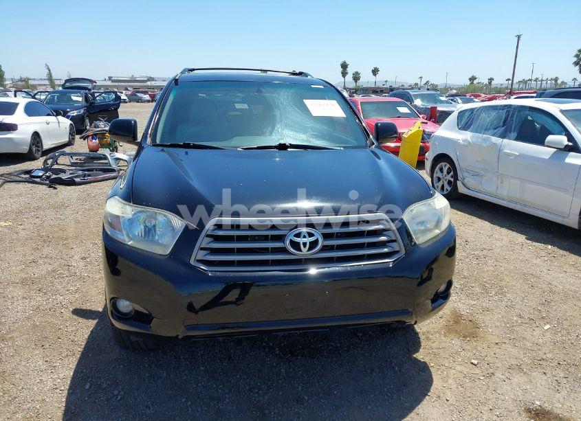 Photo 13 of 2010 Toyota Highlander SE V6 (VIN 5TDKK3EH9AS022516)