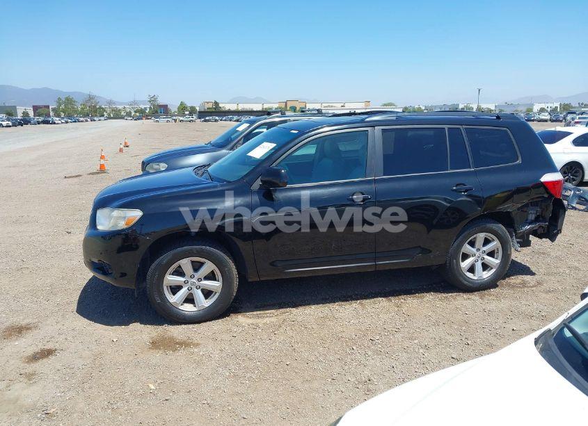 Photo 15 of 2010 Toyota Highlander SE V6 (VIN 5TDKK3EH9AS022516)