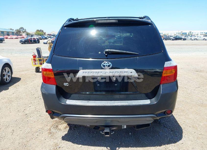 Photo 17 of 2010 Toyota Highlander SE V6 (VIN 5TDKK3EH9AS022516)