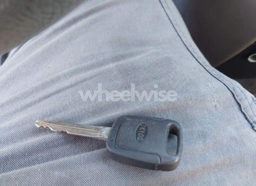 Photo 11 of 2010 Toyota Sienna LE (VIN 5TDKK4CC0AS312768)