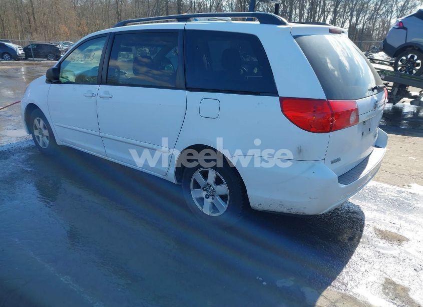 Photo 3 of 2010 Toyota Sienna LE (VIN 5TDKK4CC0AS329537)
