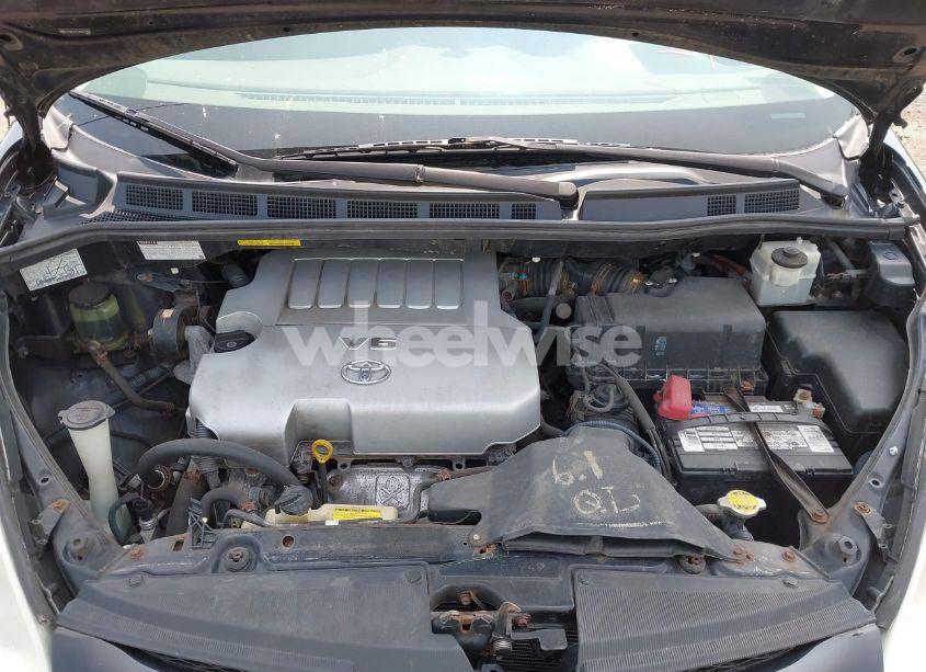 Photo 10 of 2010 Toyota Sienna CE/LE (VIN 5TDKK4CC2AS327997)