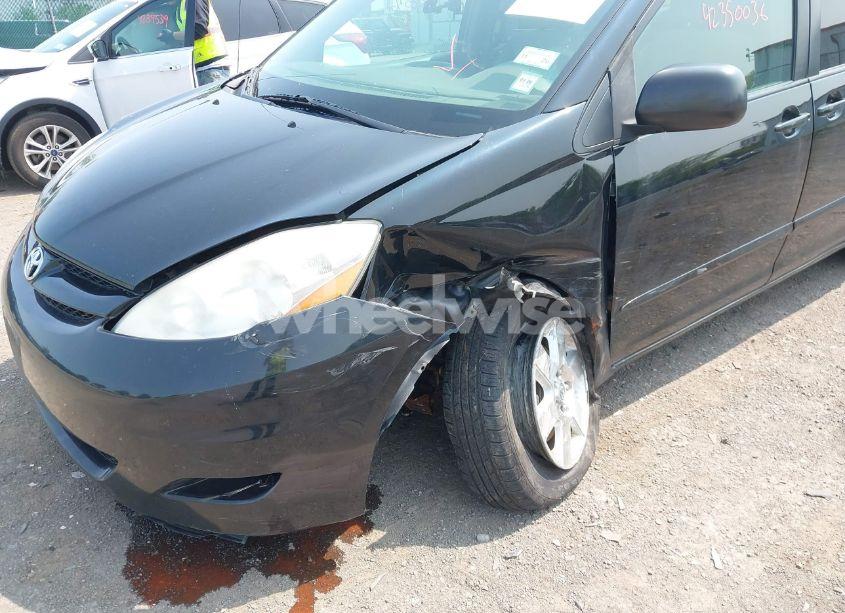 Photo 6 of 2010 Toyota Sienna CE/LE (VIN 5TDKK4CC2AS327997)