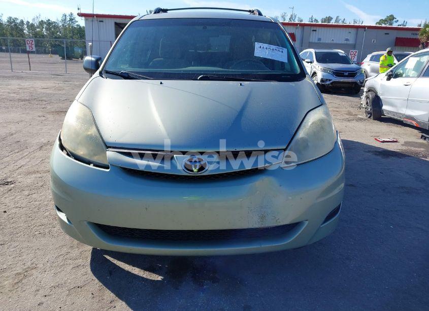 Photo 13 of 2010 Toyota Sienna LE (VIN 5TDKK4CC2AS329149)