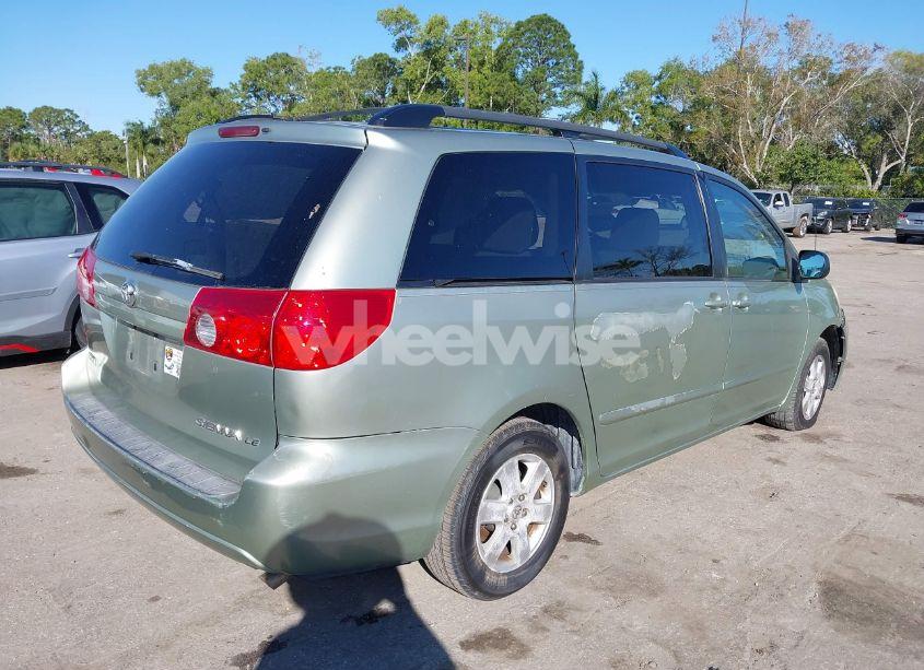 Photo 4 of 2010 Toyota Sienna LE (VIN 5TDKK4CC2AS329149)