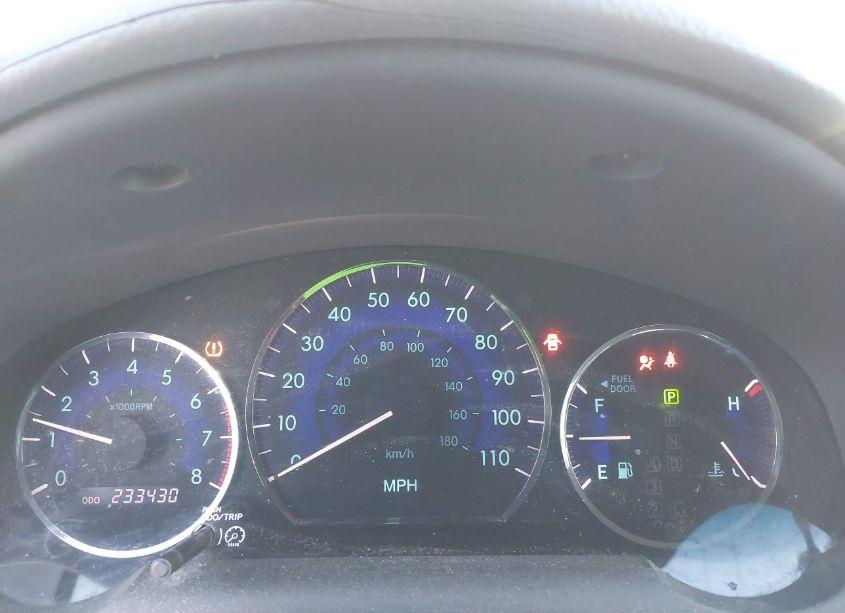 Photo 7 of 2010 Toyota Sienna LE (VIN 5TDKK4CC3AS320959)