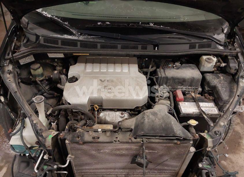 Photo 10 of 2010 Toyota Sienna LE (VIN 5TDKK4CC3AS328981)