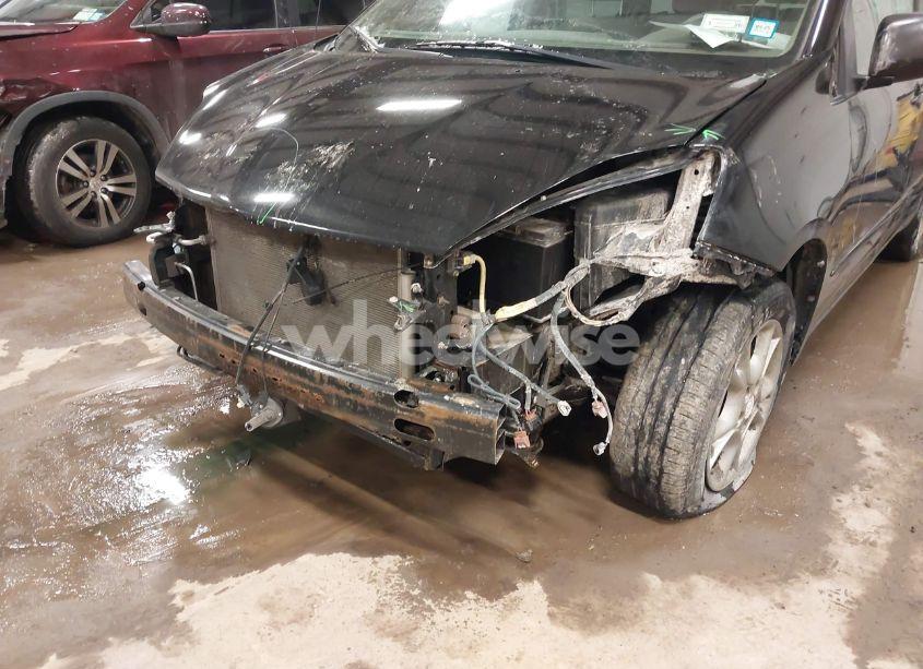 Photo 6 of 2010 Toyota Sienna LE (VIN 5TDKK4CC3AS328981)