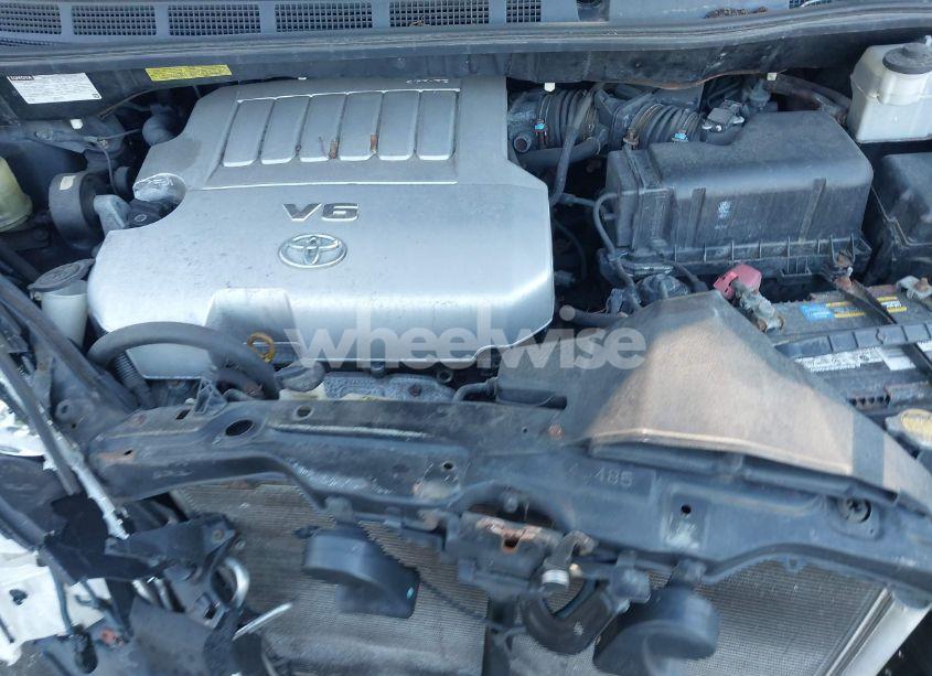 Photo 10 of 2010 Toyota Sienna LE (VIN 5TDKK4CC4AS298762)