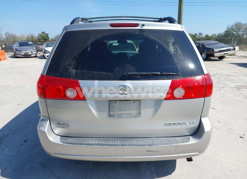 Photo 16 of 2010 Toyota Sienna LE (VIN 5TDKK4CC4AS329170)