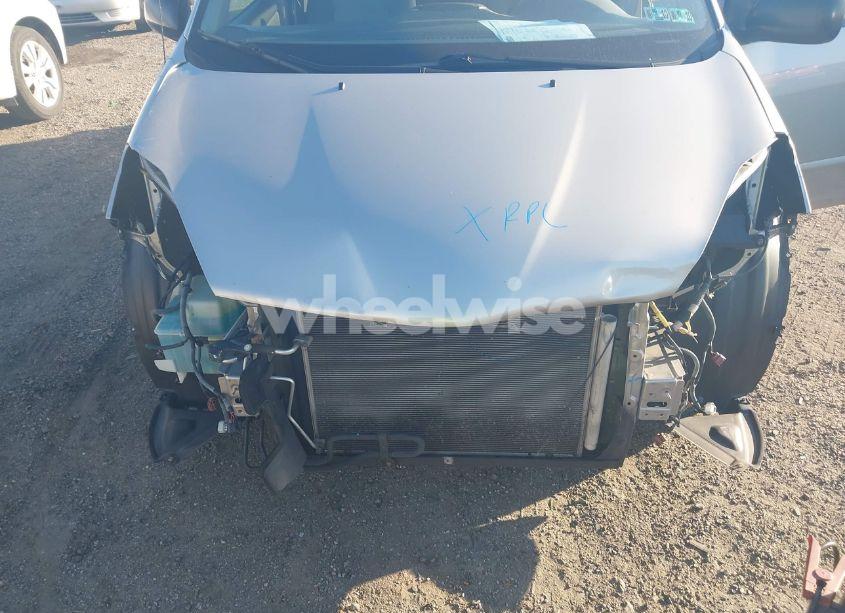 Photo 6 of 2010 Toyota Sienna LE (VIN 5TDKK4CC5AS292114)