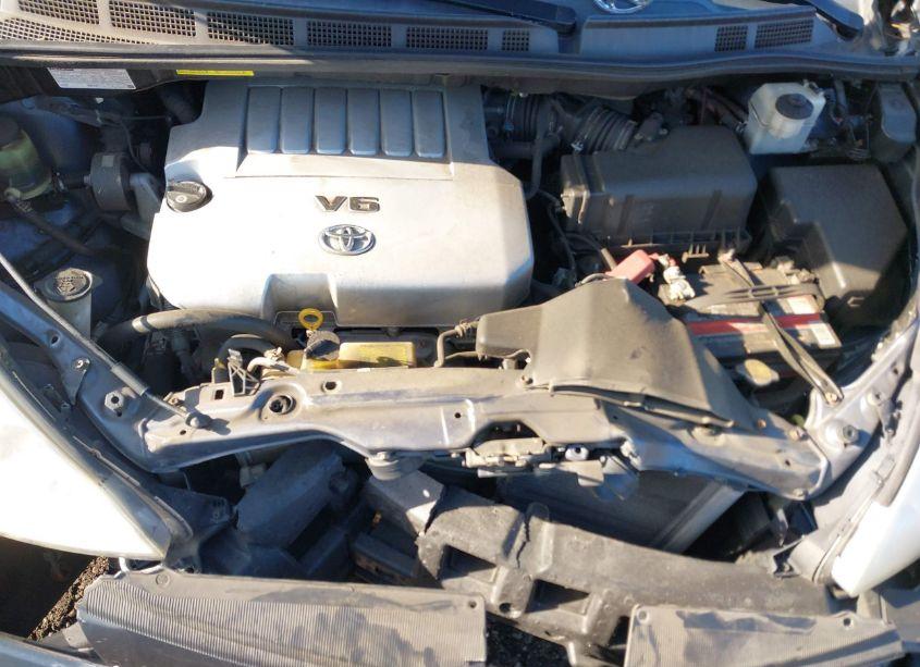 Photo 10 of 2010 Toyota Sienna LE (VIN 5TDKK4CC5AS307727)