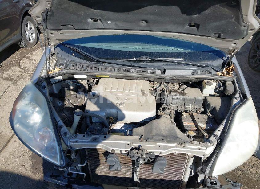 Photo 10 of 2010 Toyota Sienna LE (VIN 5TDKK4CC5AS316203)