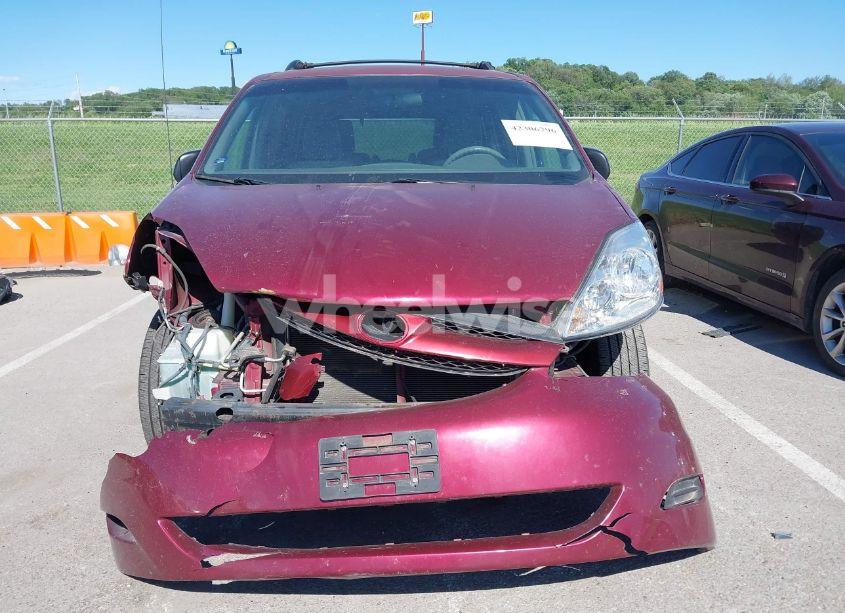 Photo 13 of 2010 Toyota Sienna LE (VIN 5TDKK4CC5AS325208)