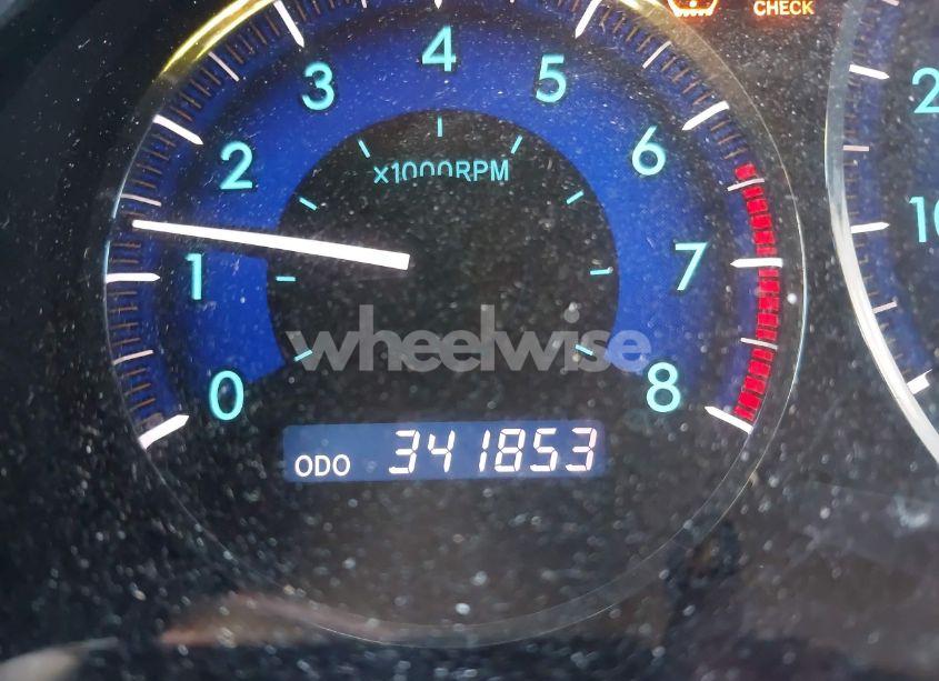 Photo 16 of 2010 Toyota Sienna LE (VIN 5TDKK4CC5AS325208)