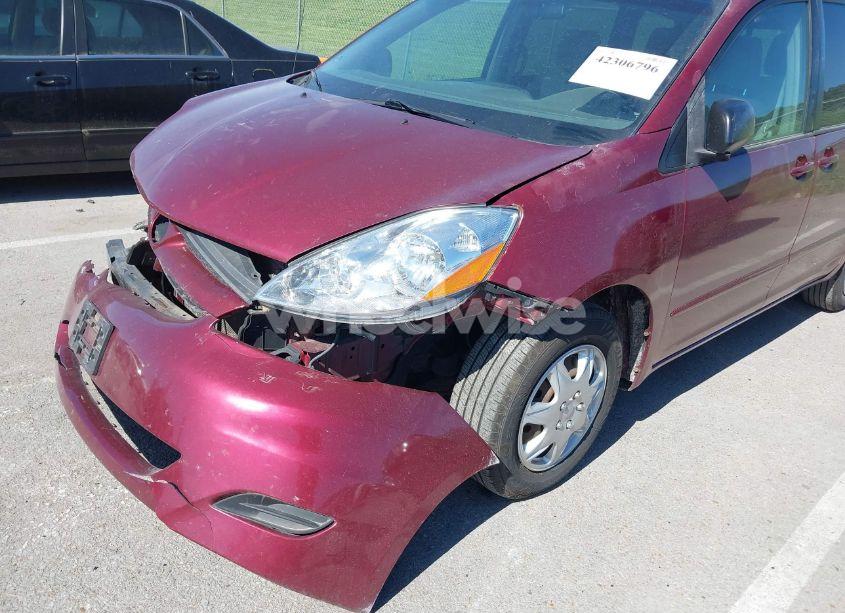 Photo 18 of 2010 Toyota Sienna LE (VIN 5TDKK4CC5AS325208)