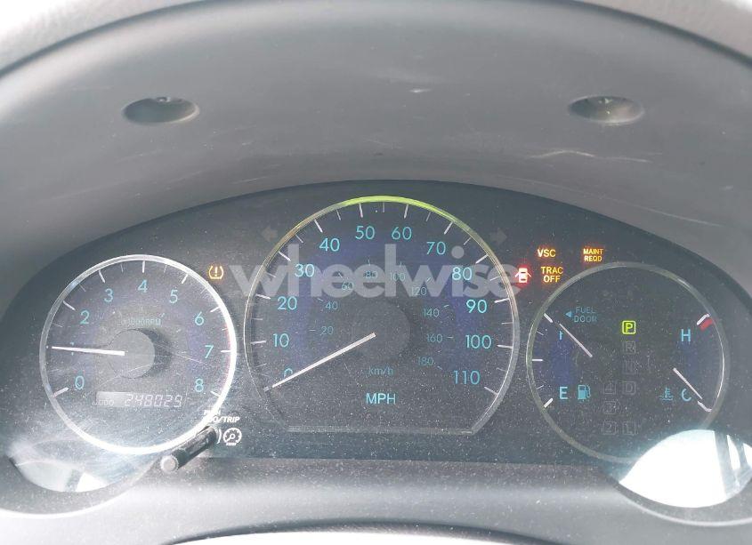 Photo 7 of 2010 Toyota Sienna LE (VIN 5TDKK4CC5AS327606)