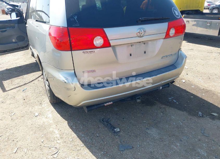 Photo 6 of 2010 Toyota Sienna LE (VIN 5TDKK4CC6AS332927)